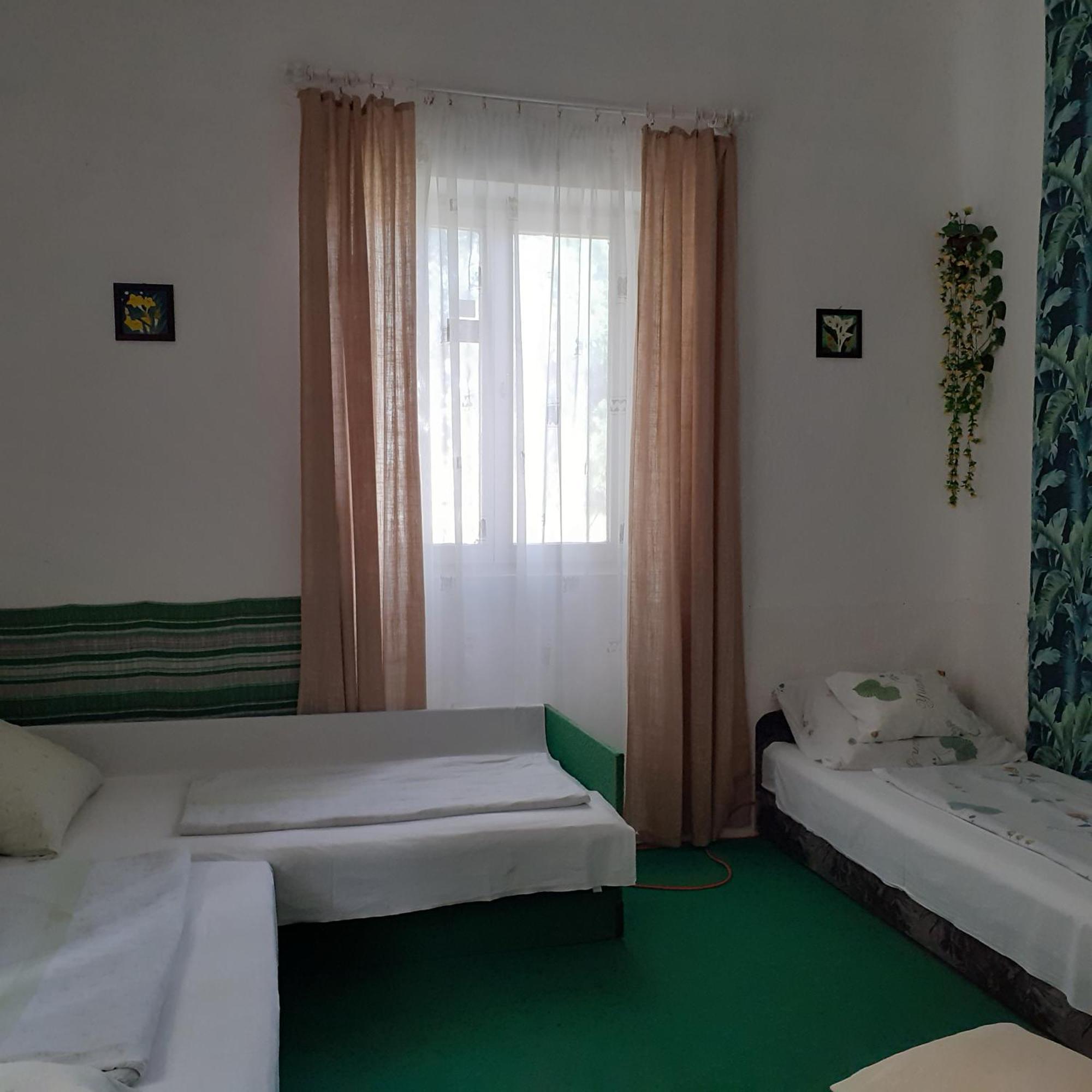 Marika vendégház Apartamento Abádszalók Quarto foto